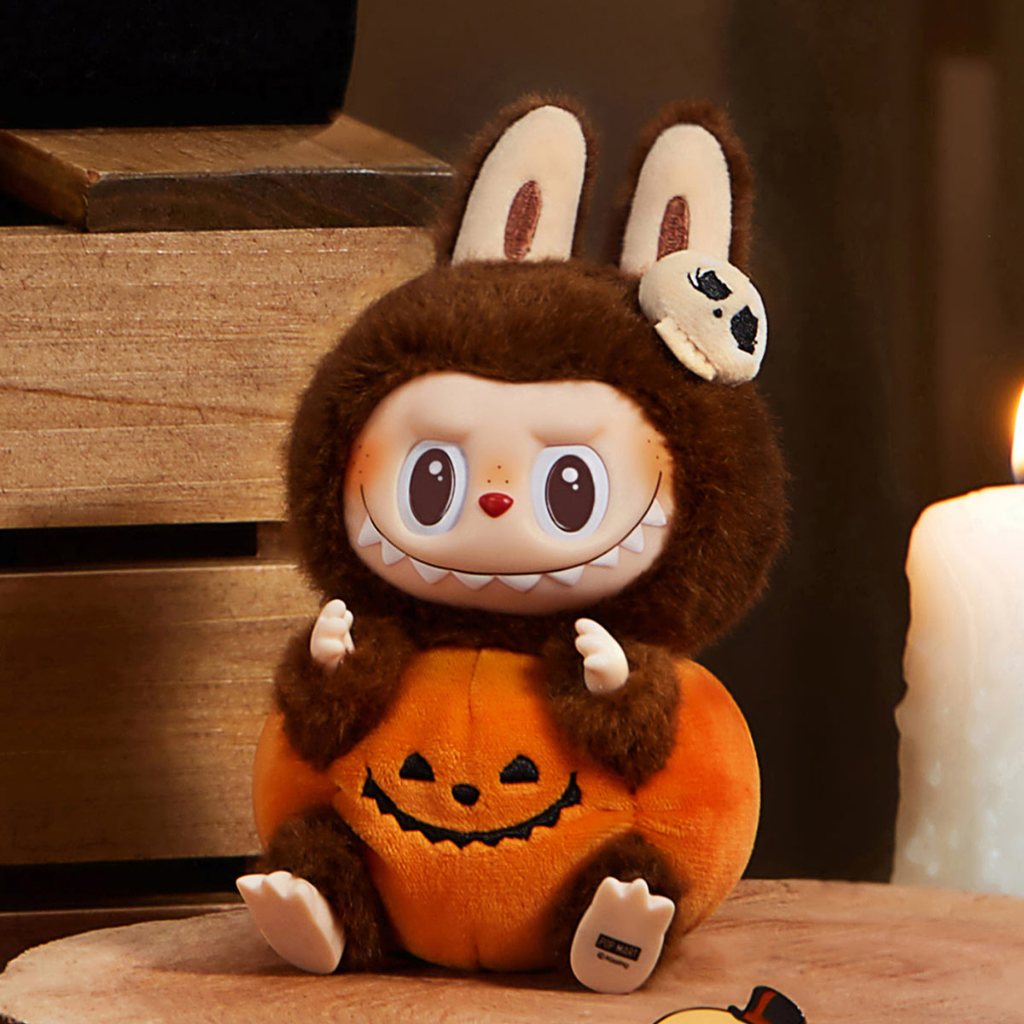 Happy Halloween Sitting Pumpkin (Pre-Order)