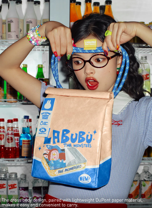 Wacky Mart: Messenger Bag - Labubu